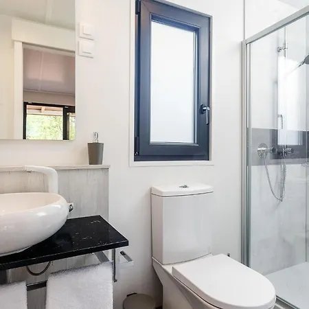 Amazing Stacaravan In Vabriga With Wifi Кемпинг Пореч