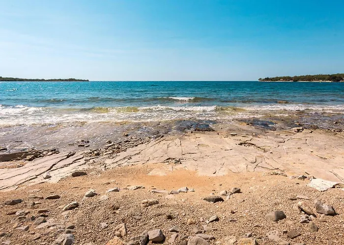 Amazing Stacaravan In Vabriga With Wifi Camping 5*