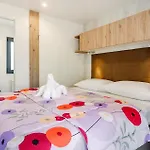 Amazing Stacaravan In Vabriga With Wifi Camping