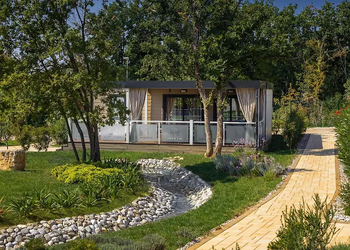 Kemping Amazing Stacaravan In Vabriga With Wifi 5*